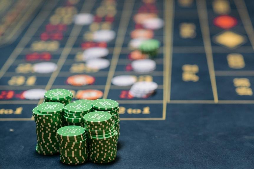 Decoding the Digital Dice: How Online Casinos Work